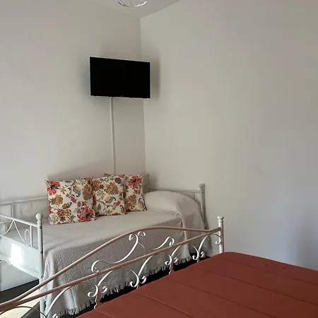 Civico 210 Итри